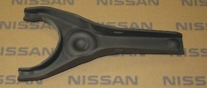 Nissan 30531-9E000 OEM Clutch Bearing Release Fork SR20 GTiR QR25 KA24 Altima