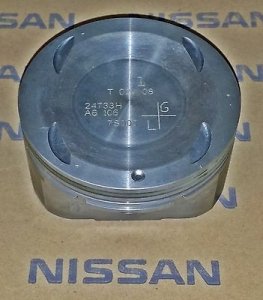 Nissan 12010-7S000 OEM Engine Piston (Single) VK56DE 98mm Standard